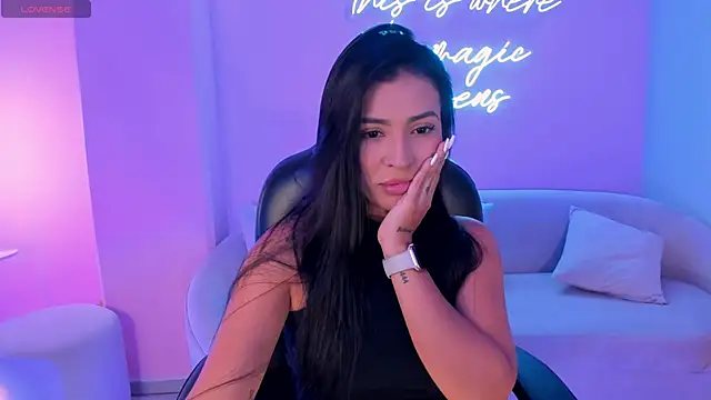 AyshelBrown online show from 10/23/25, 04:44