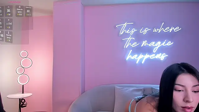 Snapshot of MaddisonTaylor1 chatting on 02/18/26, 07:21 MaddisonTaylor1 online show from 02/18/26, 07:21