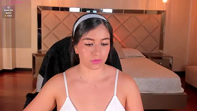 MilaColeman online show from 04/11/26, 07:45