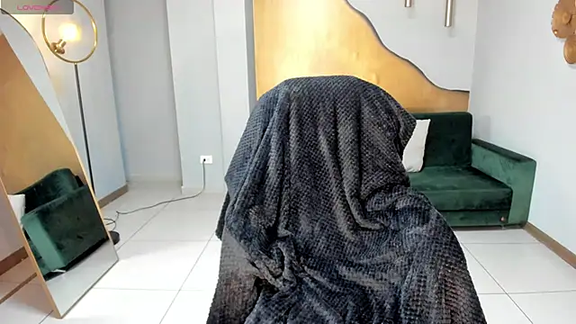 MilaColeman online show from 09/26/25, 02:07