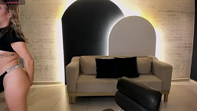 LizzCooper online show from 09/10/25, 03:27