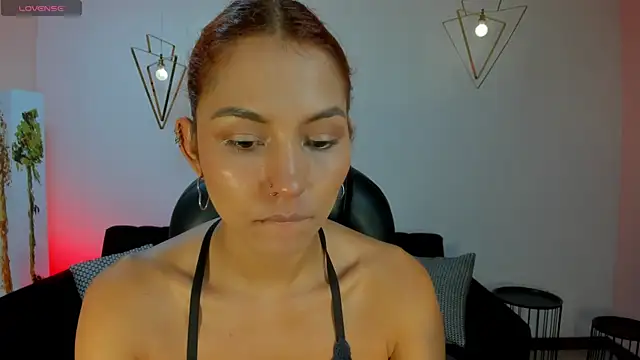 AmberColors  online show from 02/05/26, 07:10