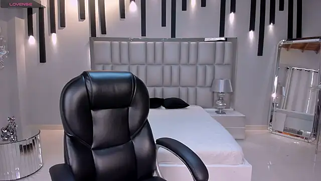 AmberColors  online show from 03/16/26, 07:16