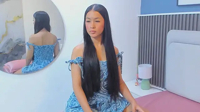 lily  star online show from 03/06/26, 03:34