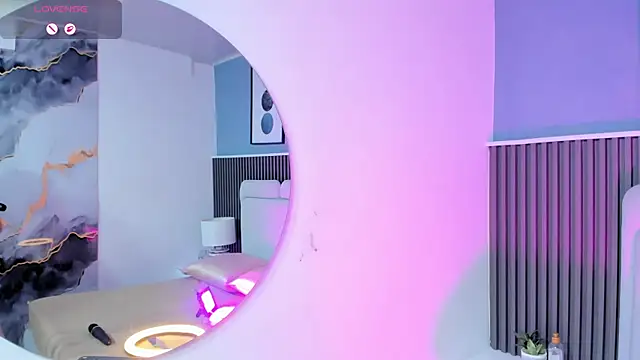 lily  star online show from 10/17/25, 02:48