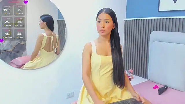 lily  star online show from 03/29/26, 05:31