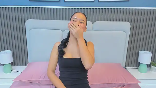 lily  star online show from 02/21/26, 03:41