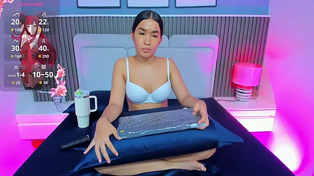 lily  star online show from 09/29/25, 09:27