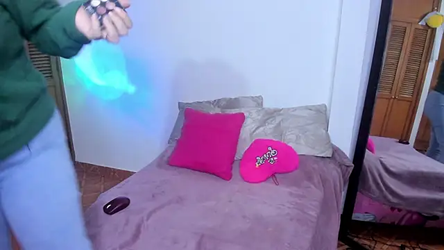 Ashley Monroe online show from 03/11/26, 07:41