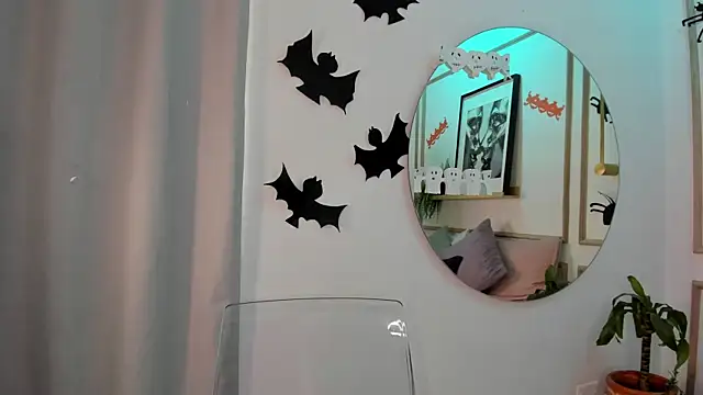 Ashley Monroe online show from 10/29/25, 12:15