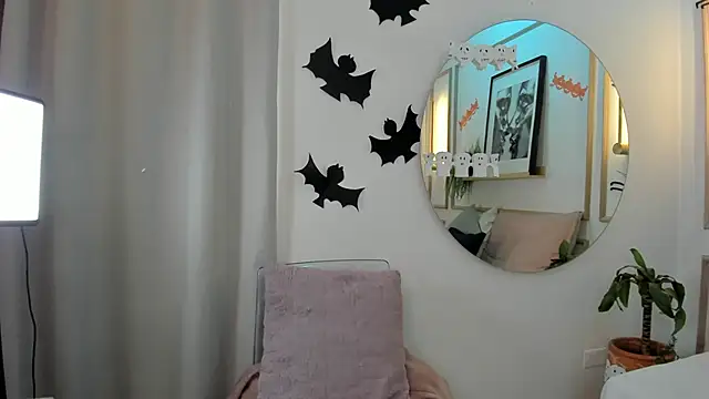 Ashley Monroe online show from 10/28/25, 12:04