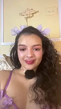 AriaHeavenss online show from 11/21/25, 12:31