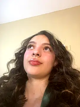 AriaHeavenss online show from 10/02/25, 01:42