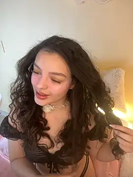 AriaHeavenss online show from 09/19/25, 12:25