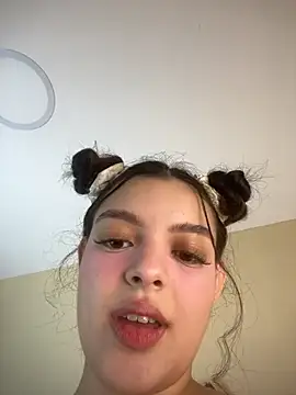 AriaHeavenss online show from 09/23/25, 12:06