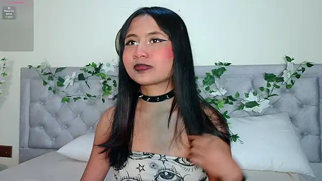 Snapshot of NubesNubladas chatting on 03/04/26, 03:47 NubesNubladas online show from 03/04/26, 03:47