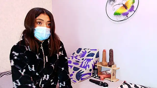 Snapshot of Vero_Temptation chatting on 09/23/25, 03:02 Vero Temptation online show from 09/23/25, 03:02