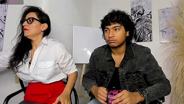 Miriam milf online show from 10/29/25, 12:26