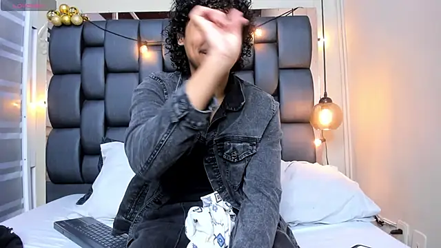 Miriam milf online show from 12/04/25, 12:26