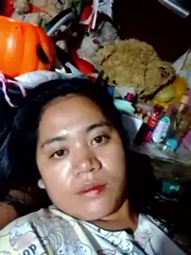 EATALLUCANPUSSYPINAY online show from 05/15/26, 02:48