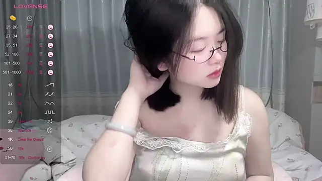 tender-11 online show from 11/25/25, 11:43