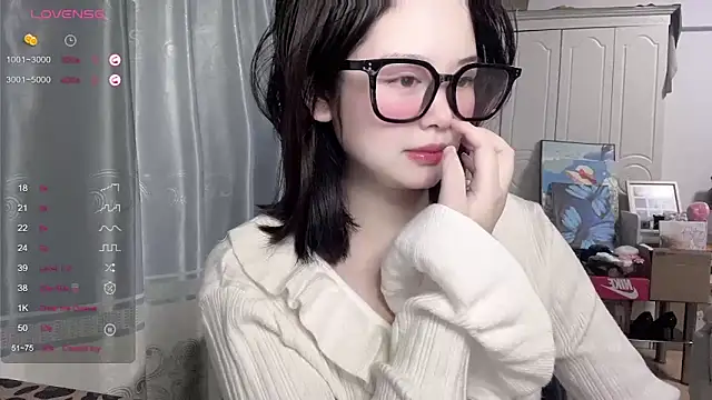 tender-11 online show from 12/04/25, 11:09