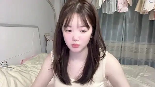 Snapshot of tender-11 chatting on 07/21/26, 12:17 tender-11 online show from 07/21/26, 12:17