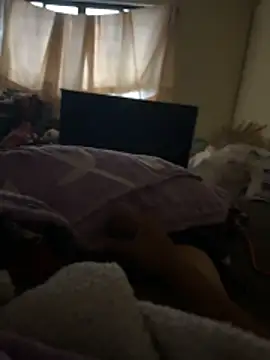 Snapshot of NonunionSilence chatting on 11/28/25, 02:06 NonunionSilence online show from 11/28/25, 02:06