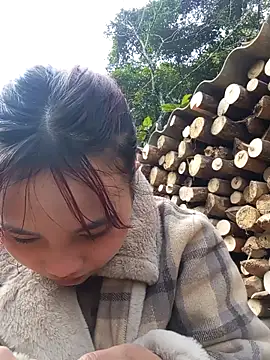 EllyBaby20 online show from 12/20/25, 01:30