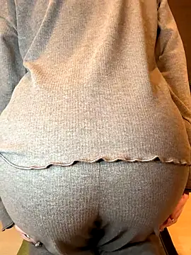 natsumi NTR TV online show from 10/24/25, 01:54