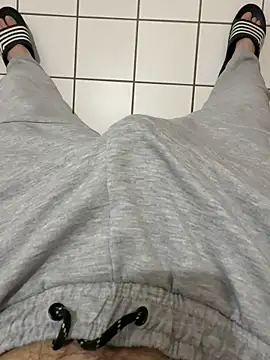 Dicksxd online show from 04/12/26, 09:18