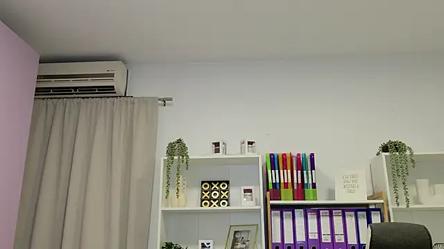 Snapshot of RubiHarper chatting on 06/20/26, 02:27 RubiHarper online show from 06/20/26, 02:27