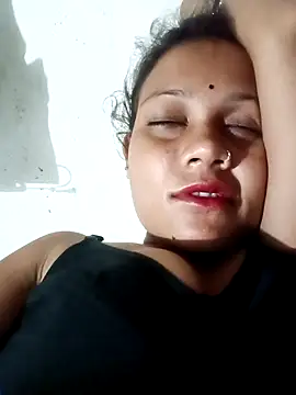 Snapshot of Chandni_Love143 chatting on 09/30/25, 05:08 Chandni Love143 online show from 09/30/25, 05:08
