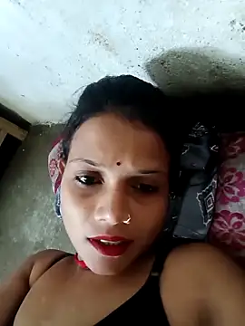 Snapshot of Chandni_Love143 chatting on 10/04/25, 05:20 Chandni Love143 online show from 10/04/25, 05:20