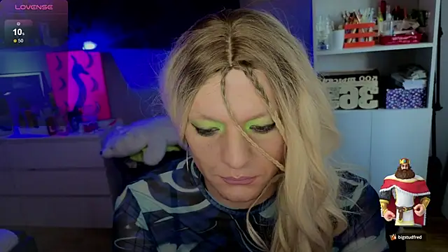 Kkkylie online show from 02/25/26, 07:08