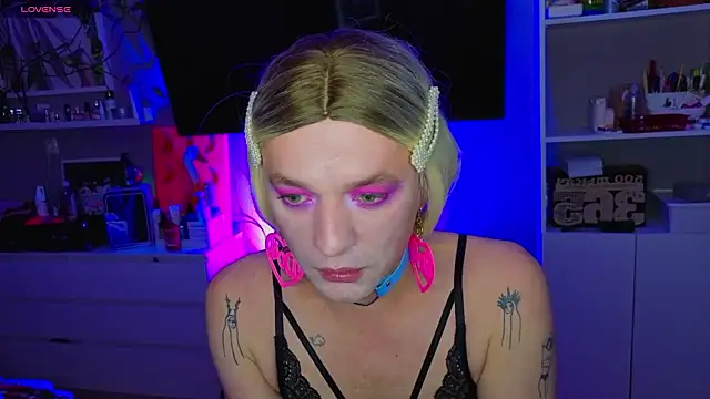 Kkkylie online show from 02/03/26, 01:16