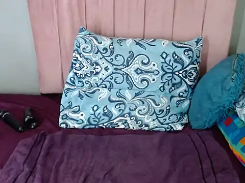 SWEETBERRYxXx online show from 11/13/25, 12:58