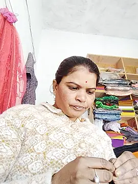Snapshot of Bhavna_hot chatting on 01/09/26, 08:43 Bhavna hot online show from 01/09/26, 08:43