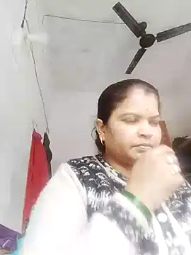 Snapshot of Bhavna_hot chatting on 02/19/26, 03:47 Bhavna hot online show from 02/19/26, 03:47