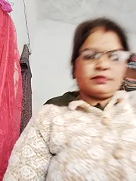 Snapshot of Bhavna_hot chatting on 12/04/25, 10:58 Bhavna hot online show from 12/04/25, 10:58