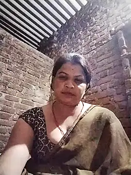 Snapshot of Bhavna_hot chatting on 09/25/25, 08:04 Bhavna hot online show from 09/25/25, 08:04