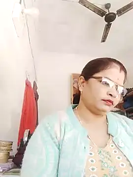 Snapshot of Bhavna_hot chatting on 02/14/26, 07:30 Bhavna hot online show from 02/14/26, 07:30