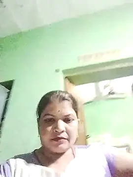 Snapshot of Bhavna_hot chatting on 09/24/25, 04:35 Bhavna hot online show from 09/24/25, 04:35