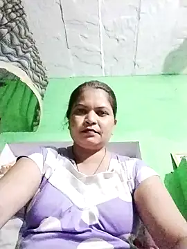 Snapshot of Bhavna_hot chatting on 10/16/25, 04:48 Bhavna hot online show from 10/16/25, 04:48