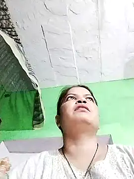 Snapshot of Bhavna_hot chatting on 10/16/25, 02:53 Bhavna hot online show from 10/16/25, 02:53