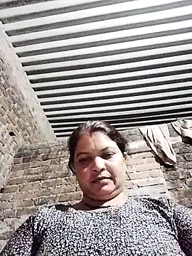 Snapshot of Bhavna_hot chatting on 10/03/25, 10:00 Bhavna hot online show from 10/03/25, 10:00