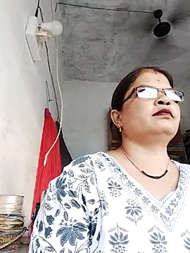 Snapshot of Bhavna_hot chatting on 10/04/25, 11:34 Bhavna hot online show from 10/04/25, 11:34