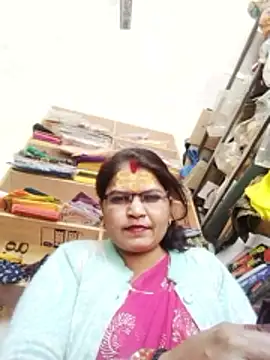 Snapshot of Bhavna_hot chatting on 02/15/26, 05:19 Bhavna hot online show from 02/15/26, 05:19