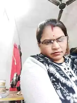 Snapshot of Bhavna_hot chatting on 02/05/26, 12:01 Bhavna hot online show from 02/05/26, 12:01