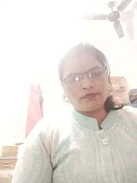 Snapshot of Bhavna_hot chatting on 01/13/26, 12:31 Bhavna hot online show from 01/13/26, 12:31